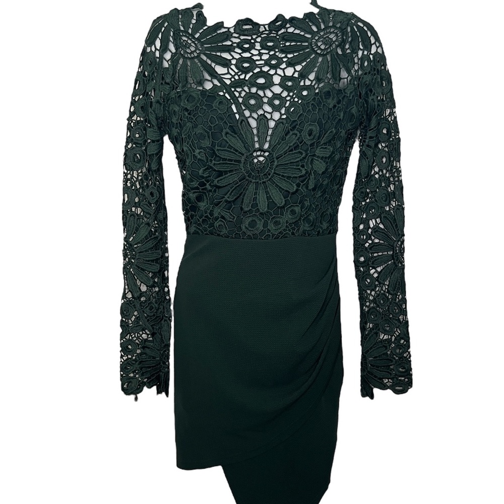 Windsor Lace Bodycon Formal Dress